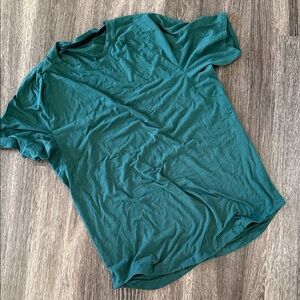 Lululemon Men's Teal T-Shirt